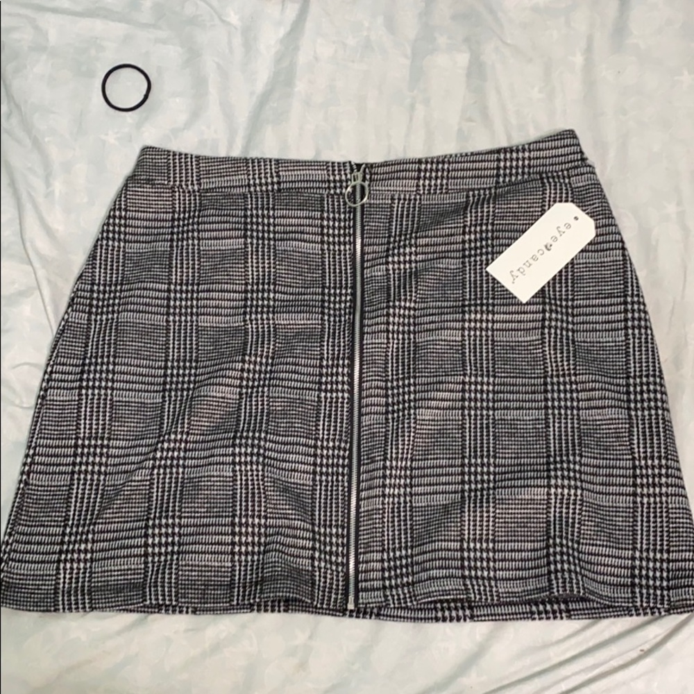 plaid skirt